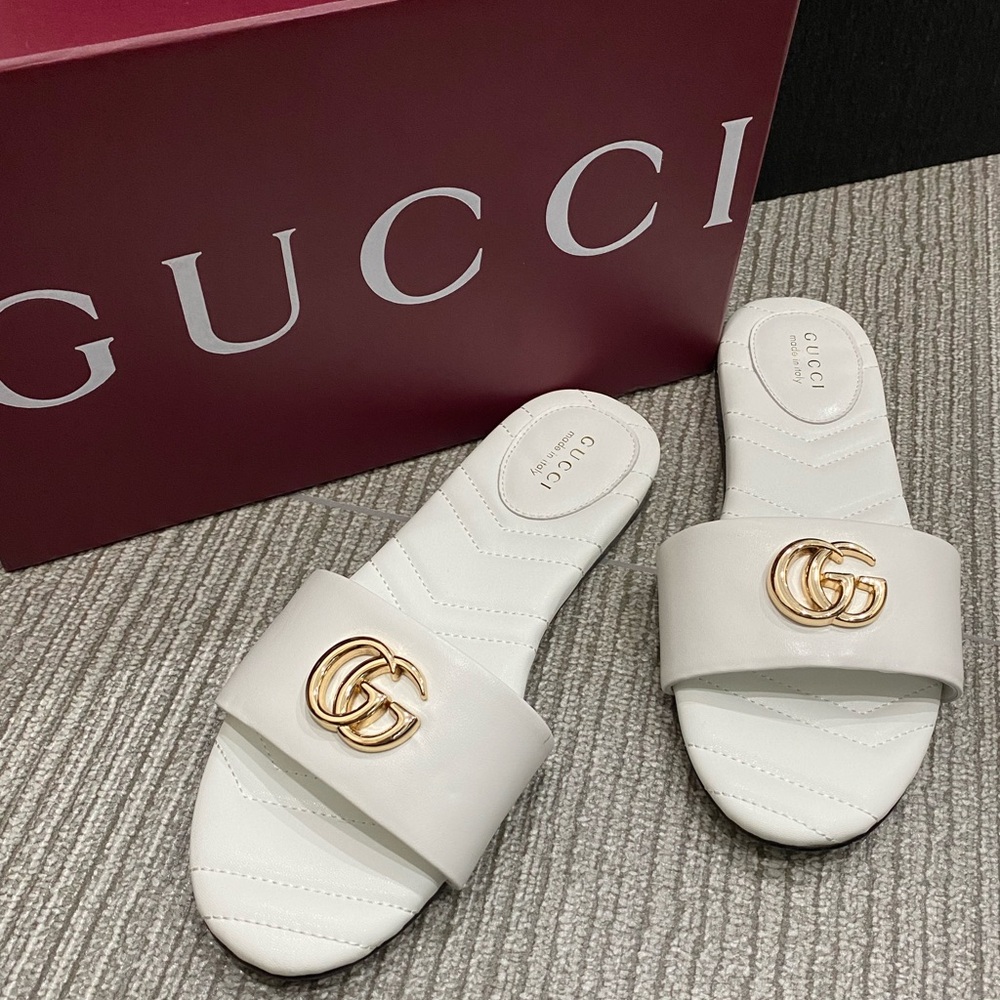 Gucci Women's GG Marmont Leather Sandals